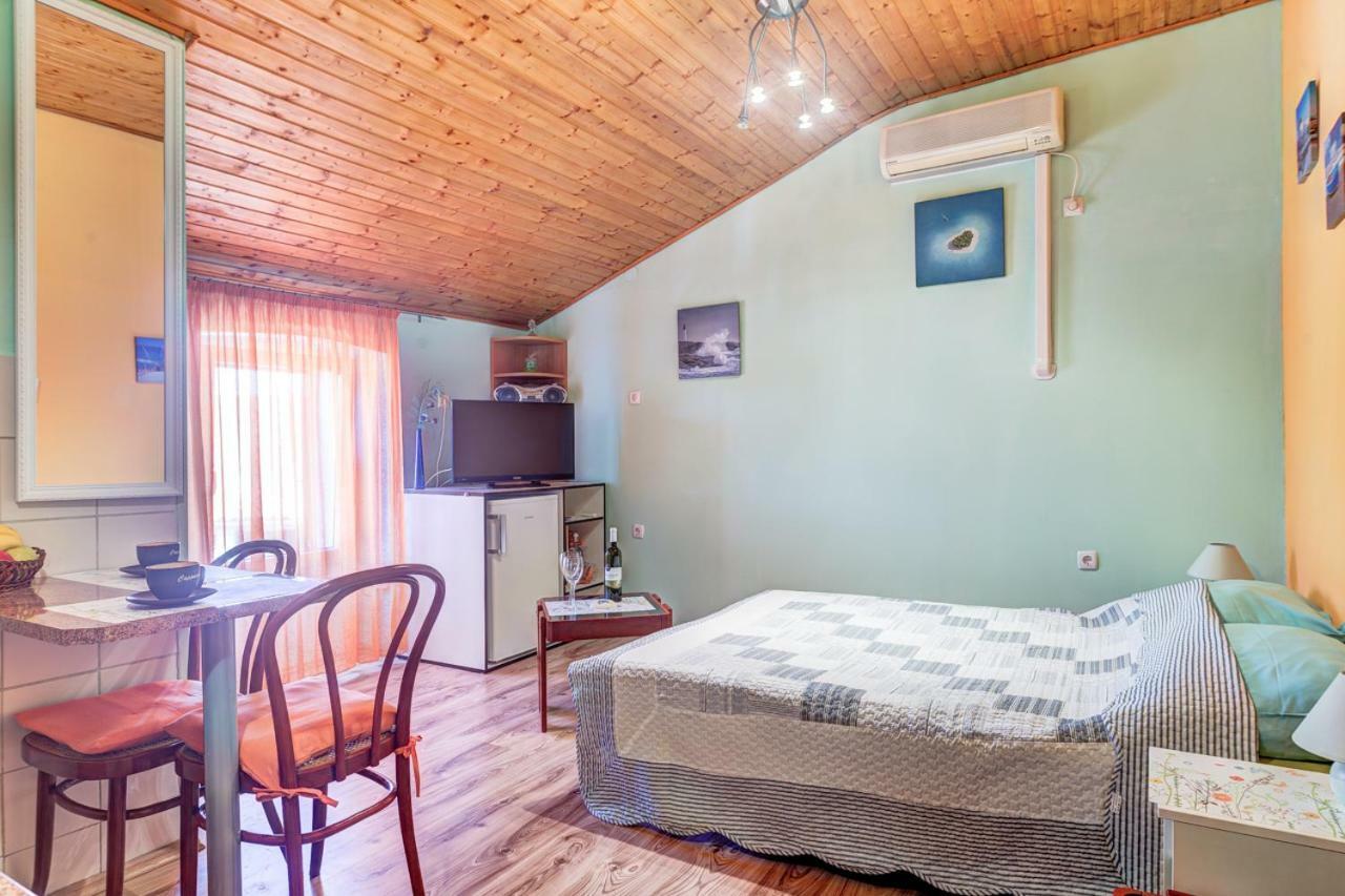 Apartment In Center Πούλα Εξωτερικό φωτογραφία